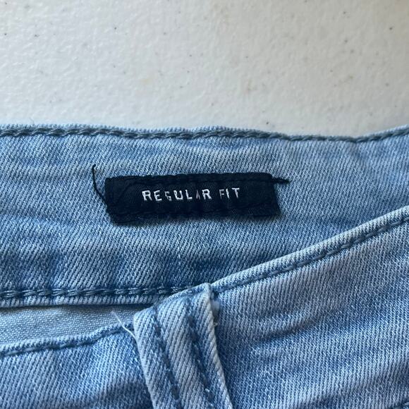 Kenneth Cole Men's Light Wash Regular Fit Size 42 x 32 - Picture 4 of 14